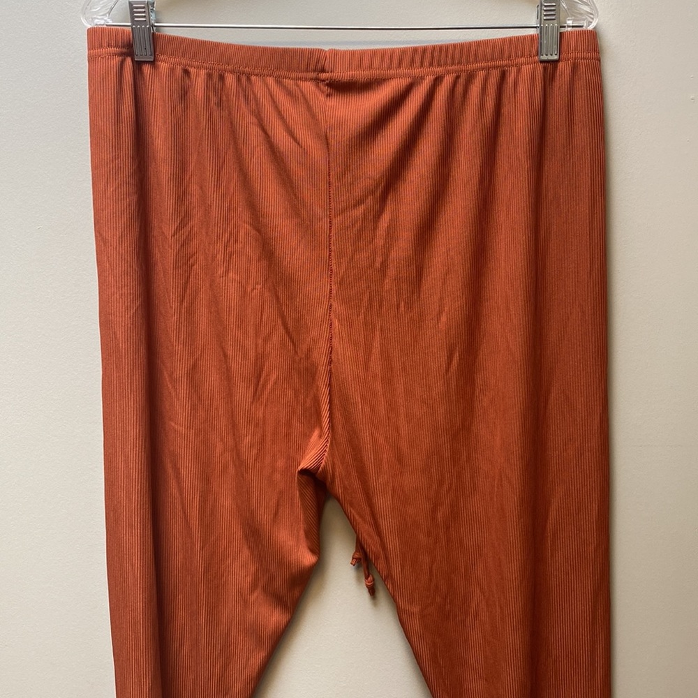 Boohoo Orange Ribbed Set - Picture 6 of 6